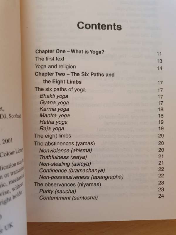 Geddes & Grosset - Practising Yoga - Harmony/Lifestyle/Peace/Asanas/Chakras/Relaxation