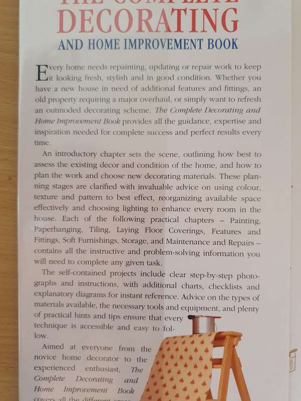 The Complete Decorating and Home Improvement Book: Mike Lawrence (Hardcover)