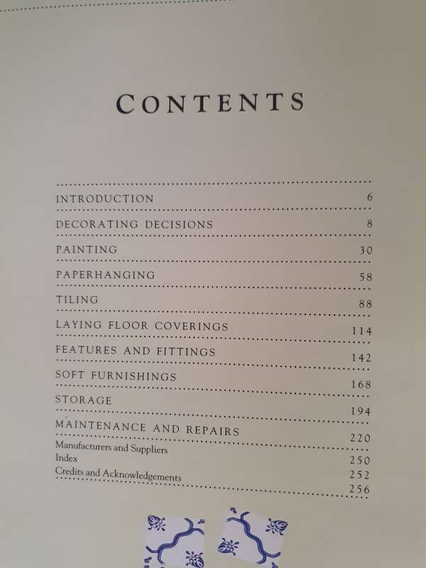 The Complete Decorating and Home Improvement Book: Mike Lawrence (Hardcover)