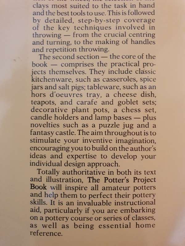The Potter`s Project Book - 20 specially designed pottery projects for you to make: Peter Cosentino