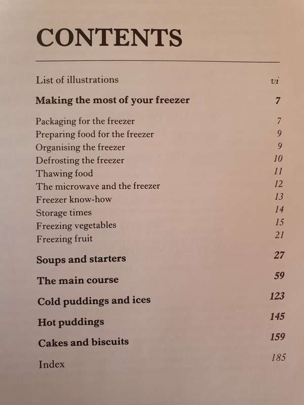 Mary Berry`s New Freezer Cookbook (Hardcover)