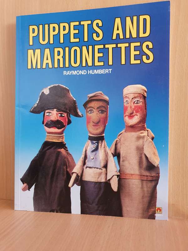 Puppets and Marionettes : Raymond Humbert (Paperback)