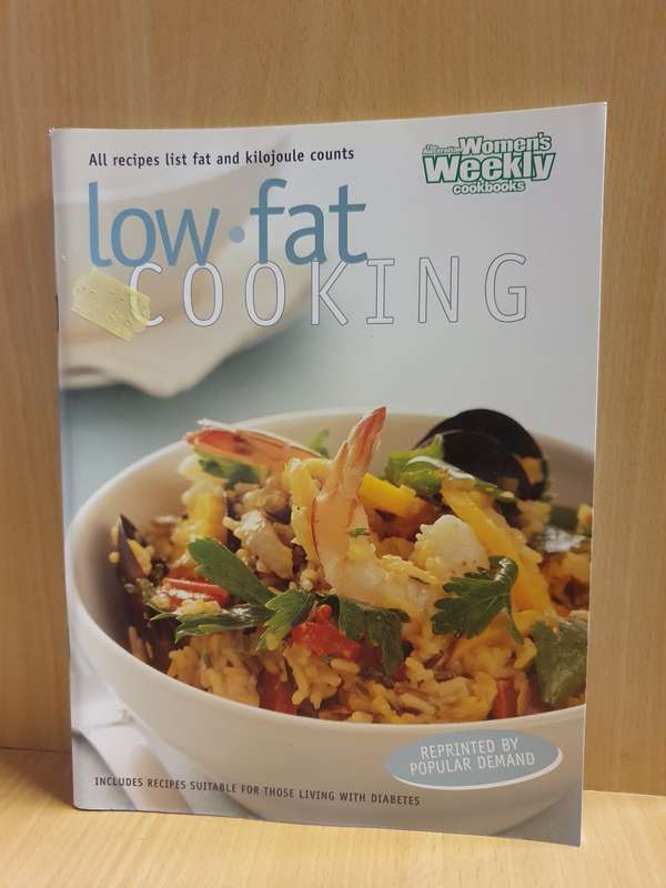 The Australian Women`s Weekly Cookbooks - Low-fat Cooking (Paperback)