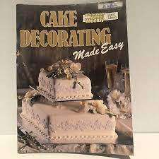 The Australian Women`s Weekly - Cake Decorating Made Easy (Paperback)
