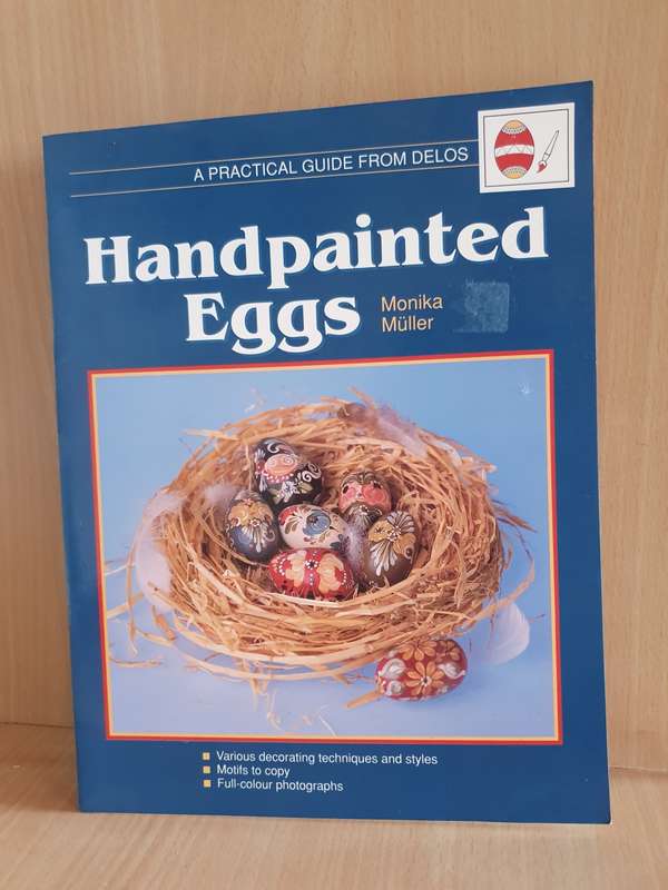 Handpainted Eggs : Monika Muller