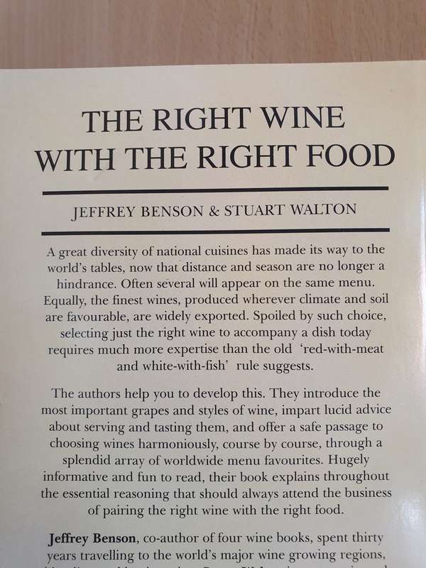 The Right Wine with The Right Food: Jeffrey Benson & Stuart Walton (Paperback)