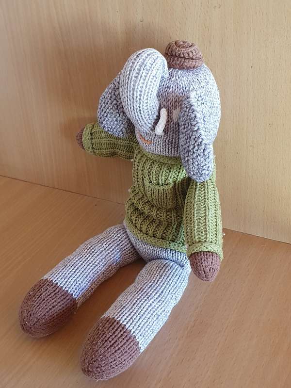 Knitted Elephant - 35cm x 10cm