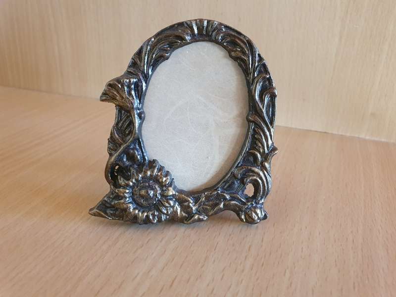 Small Metal Photo Frame (8cm x 7cm)