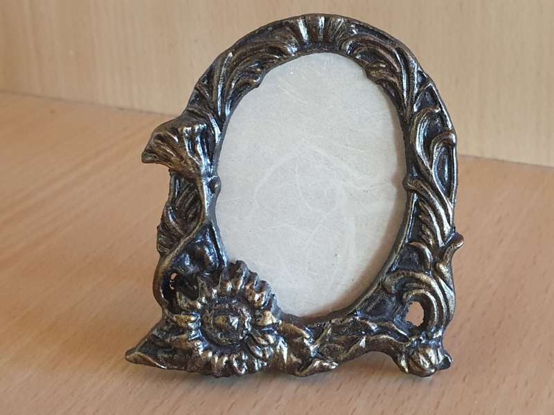 Small Metal Photo Frame (8cm x 7cm)