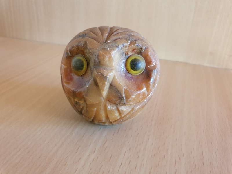 Genuine Alabaster Hand Carved Owl Figurine - 9cm x 7cm (Made in Italy)