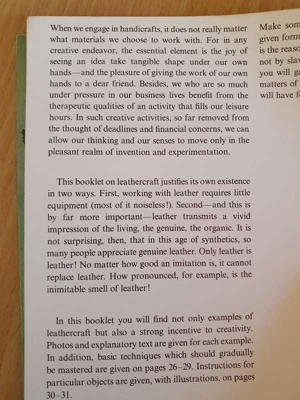 Working with Leather (Paperback)