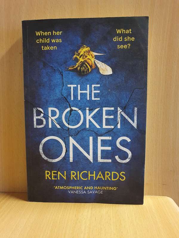 The Broken Ones: Ren Richards (Paperback)
