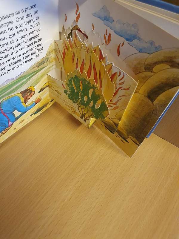 The Story of Moses (A Collins Mini Pop-Up Book)