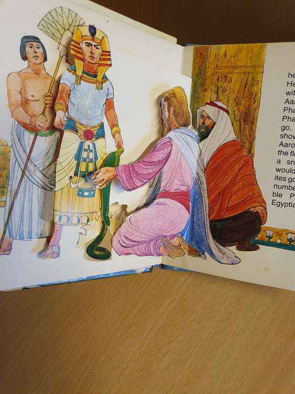 The Story of Moses (A Collins Mini Pop-Up Book)