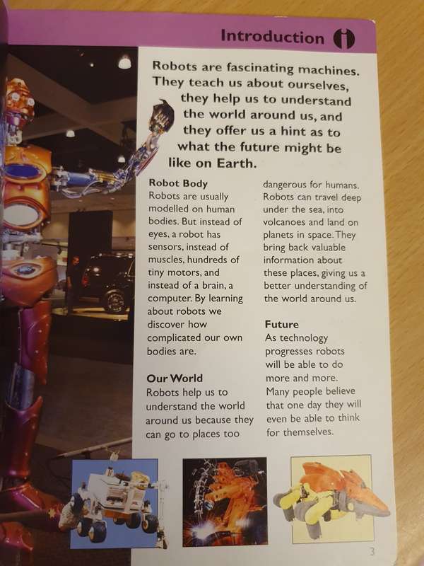 Robots - Essential Facts at Your Fingertips (Paperback)