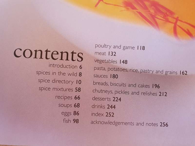 The Hamlyn Spice Book - The Complete Guide to Culinary Spices with over 170 Recipes: Arebella Boxer