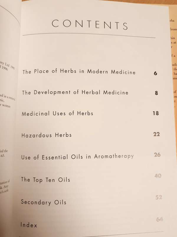 Medicinal Herbs and Essential Oils: Anthony Gardiner (Hardcover)