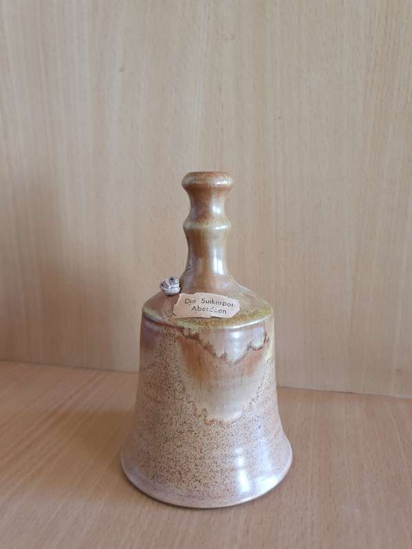 Souvenir Stoneware Bell - Die Suikerpot, Aberdeen