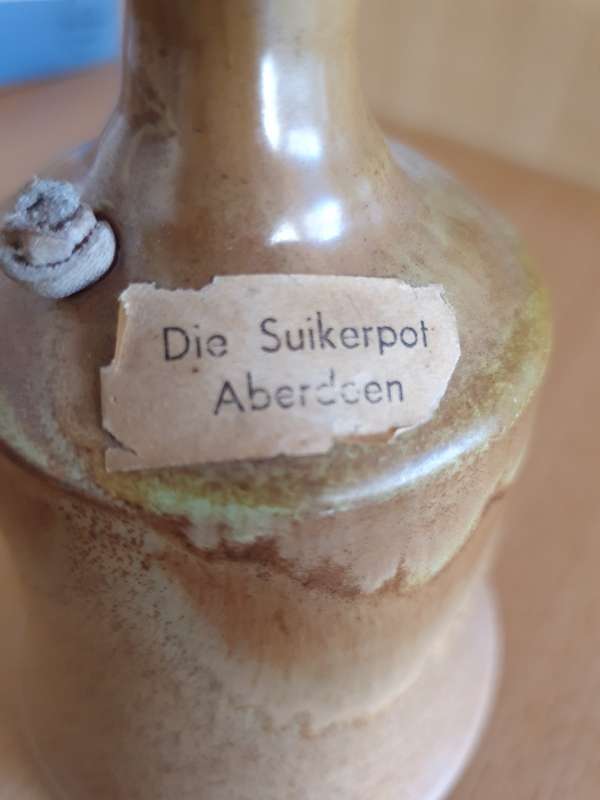 Souvenir Stoneware Bell - Die Suikerpot, Aberdeen