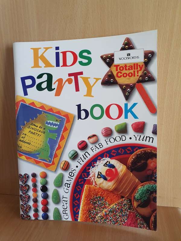 Kids Party Book (Paperback)