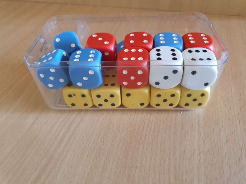 Lot of 24 Large Dice