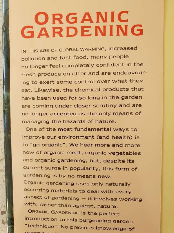 Organic Gardening - The manual of chemical-free gardening techniques: Richard Bird (Hardcover)
