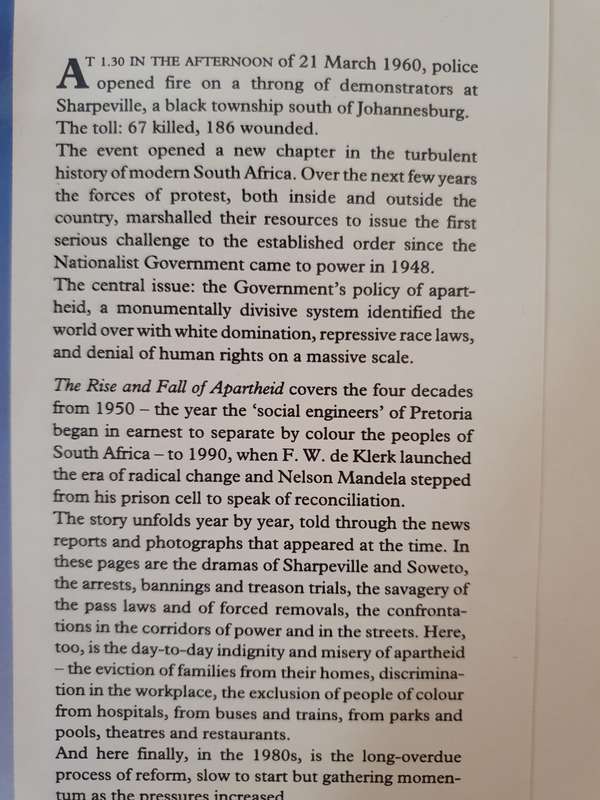 The Rise and Fall of Apartheid - The chronicle of a divided society: Peter Joyce (Hardcover)