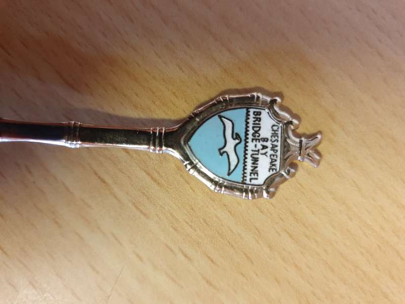 Lot of 10 Souvenir Teaspoons
