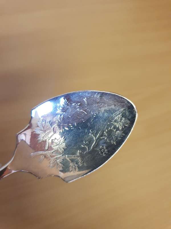 Lot of 10 Souvenir Teaspoons