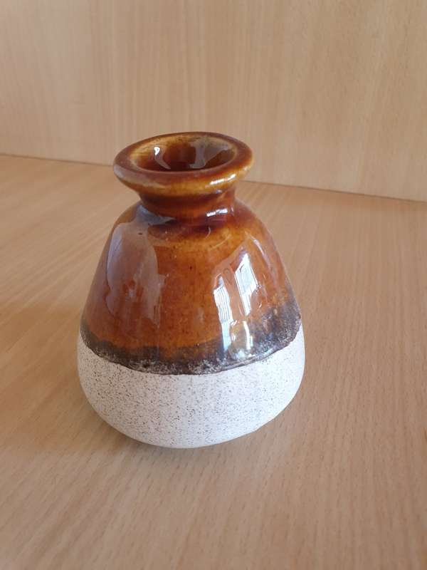 Vintage Ceramic Vase - height 8cm width 8cm