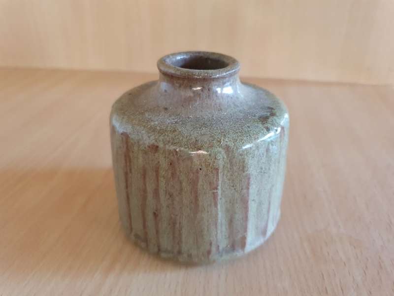 Stoneware Vase - height 8cm width 9cm