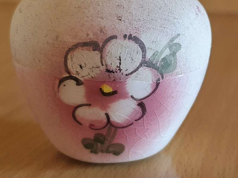 Miniature Floral Vase - height 7cm width 7cm