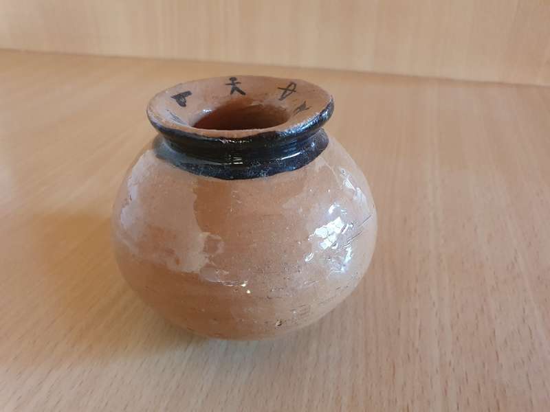 Stoneware Vase - height 7cm width 10cm