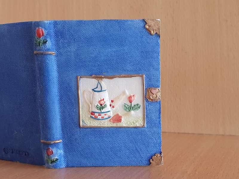 `My Grace is Sufficient For You`... - Small CeramicnBook Display Ornament (11cm x 8cm)