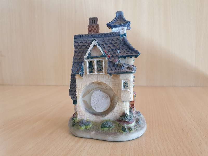 Small House Ornament - height 11cm width 7cm depth 5cm