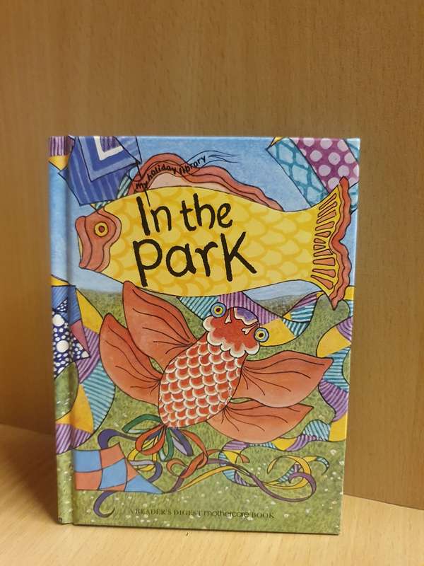 In the Park : Ruth Thomson (Hardcover) NEW CONDITION