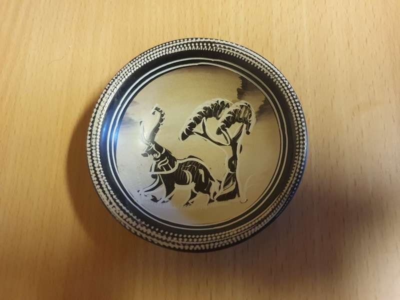 Round Pottery Bowl with Elephant Design - width 7cm
