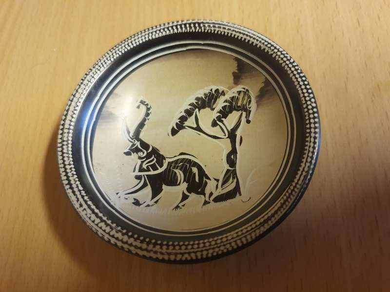 Round Pottery Bowl with Elephant Design - width 7cm
