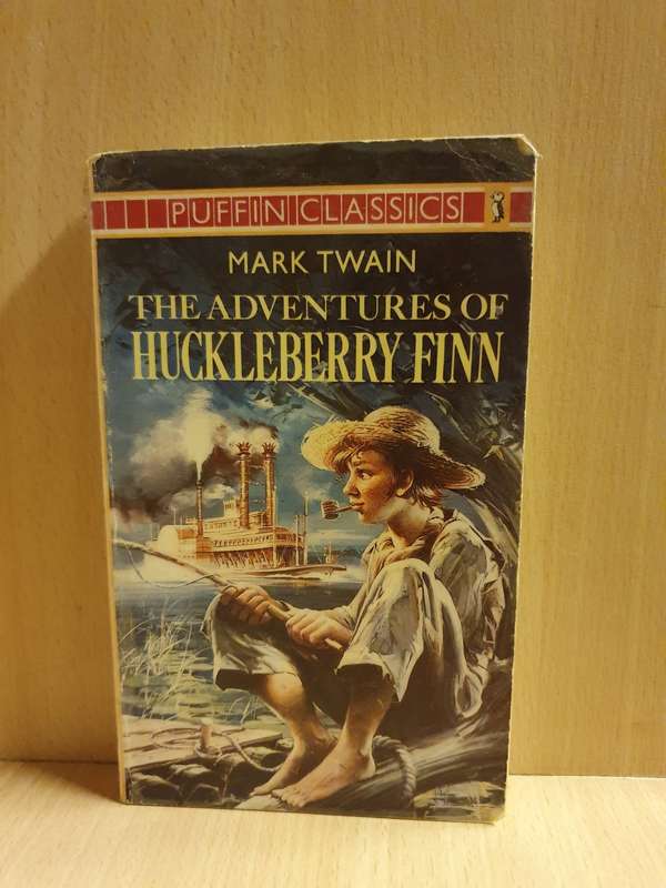 The Adventures of Huckleberry Finn: Mark Twain (Paperback)
