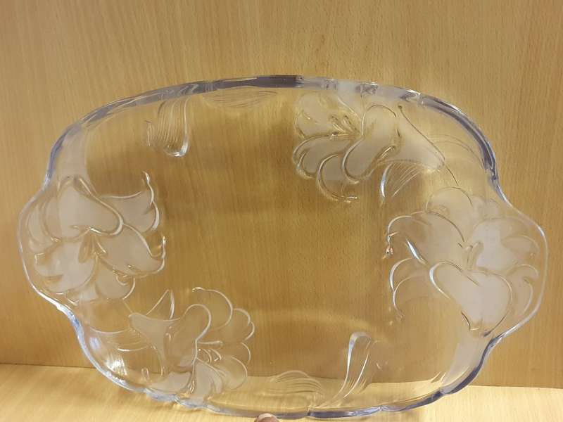 Vintage Glass Platter (39cm x 26cm)