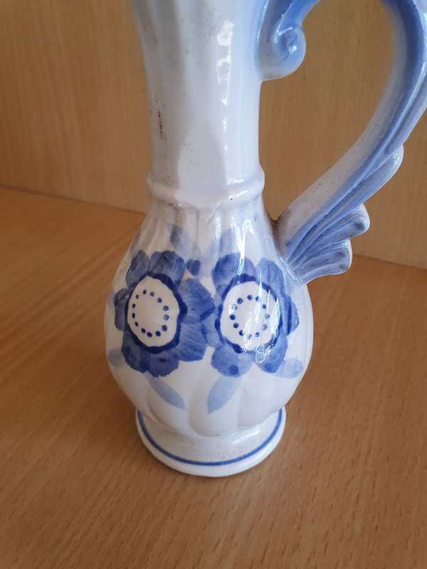 Blue & White Ceramic Jug - height 15cm width 8cm