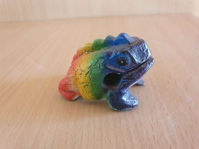 Small Wooden Lucky Frog (6cm x 4cm height 4cm)