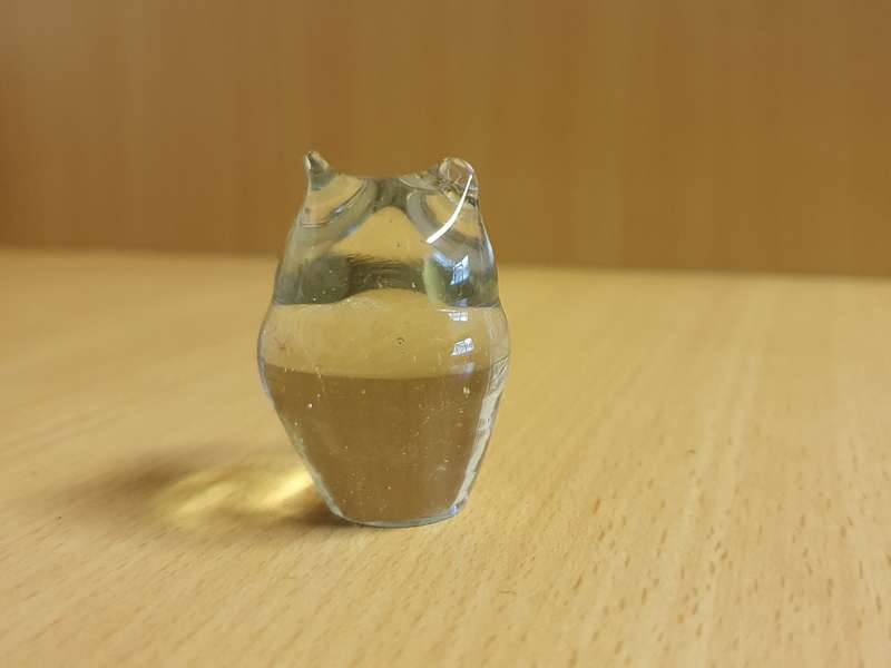 Miniature Glass Owl Figurine - 4cm x 2cm height 5cm