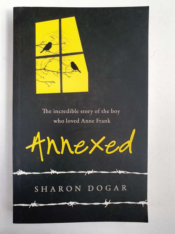 Annexed : Sharon Dogar (Paperback)