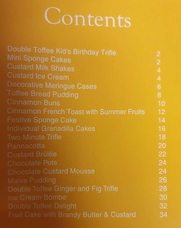 Ultra Mel - Festive Puddings and Treats  (Hardcover)