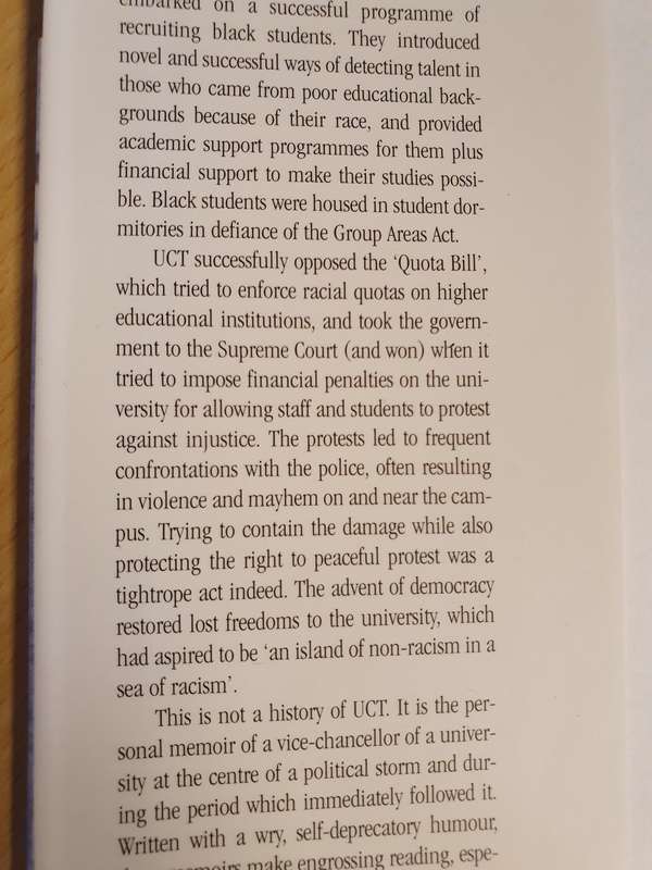 Vice-Chancellor on a Tightrope: Stuart Saunders (Hardcover)
