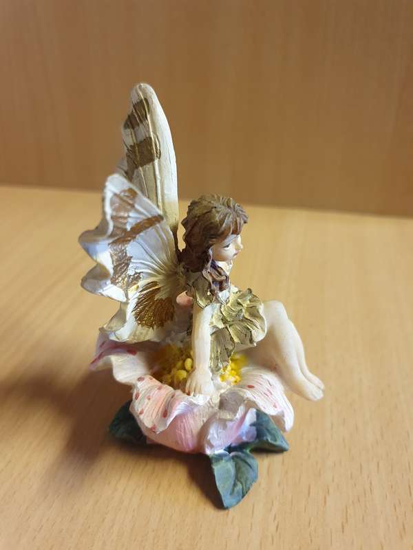 Fairy Figurine - height 10cm width 7cm depth 7cm