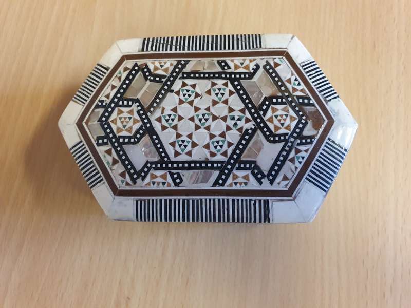 Inlay Wooden Trinket Box - 11cm x 8cm height 4cm