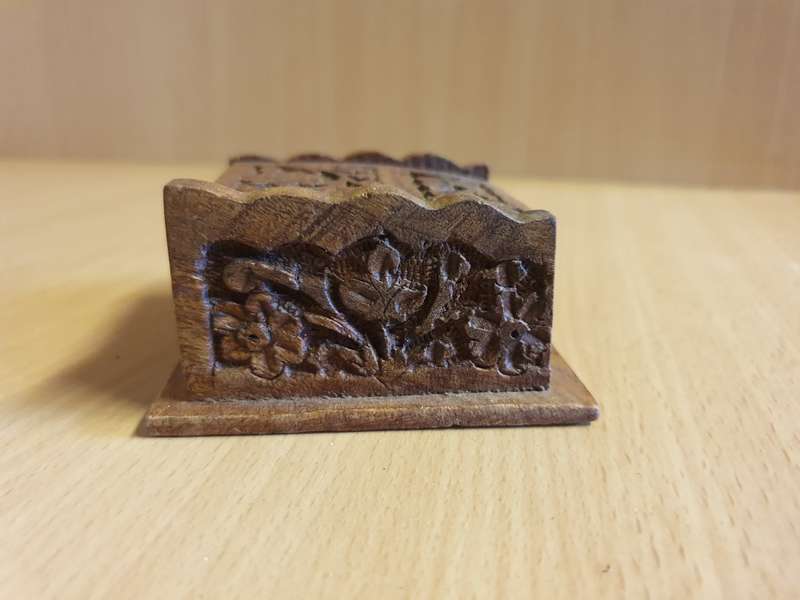 Carved Wooden Trinket Box - 7cm x 7cm height 3cm