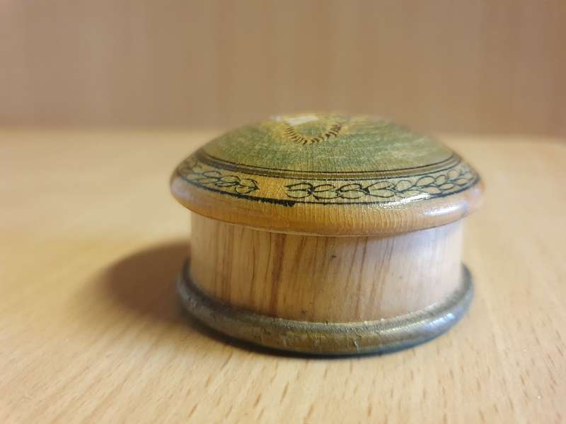 Small Round Wooden Trinket Holder - width 6cm height 3cm